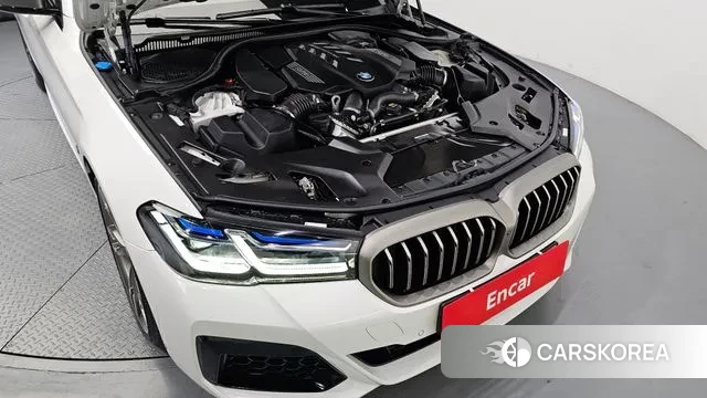 BMW 5 Series (G30) id 3058758 из Кореи 16