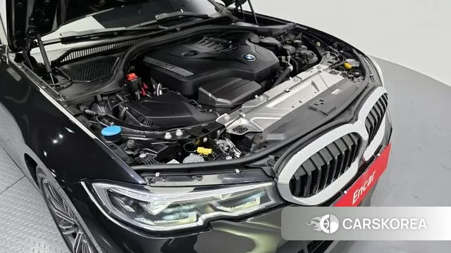 BMW 3 Series (G20) id 3497924 из Кореи 16