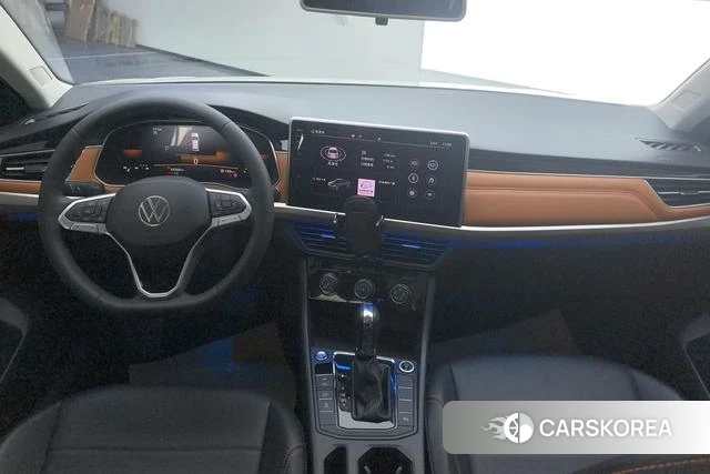 Volkswagen Bora id 3908886 из Китая 12