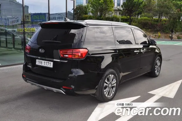 Kia The New Carnival id 2696745 из Кореи 16