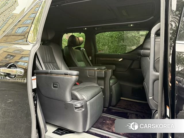 Toyota Elfa id 4299800 из Китая 7