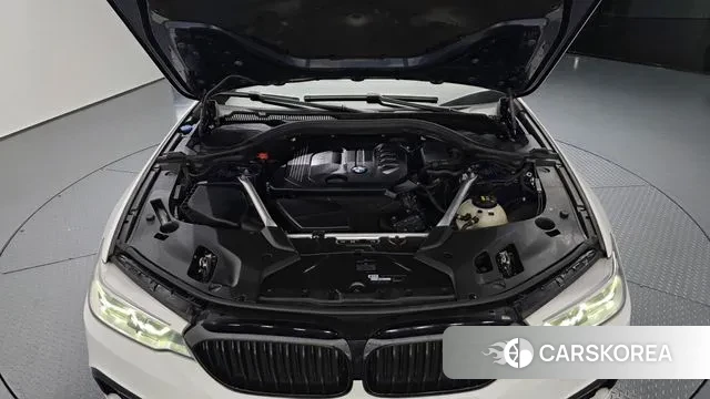 BMW 5 Series (G30) id 3703980 из Кореи 16