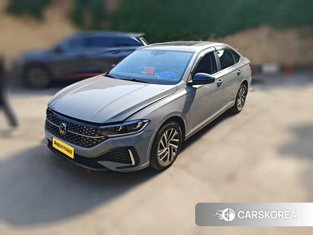 Volkswagen Lavida 2023 Темно-серый из Китая, фото 6