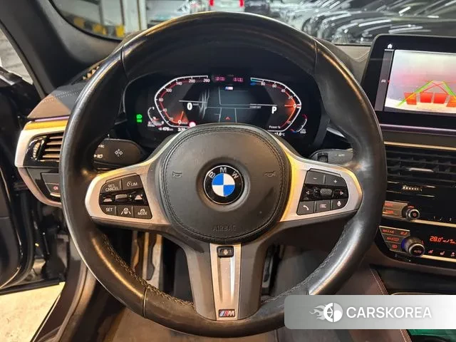 BMW 5 Series (G30) id 3570626 из Кореи 15