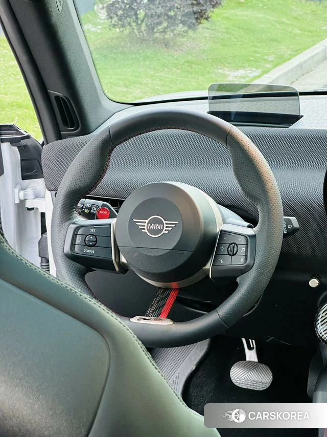 MINI Electric JCW id 4238785 из Китая 14
