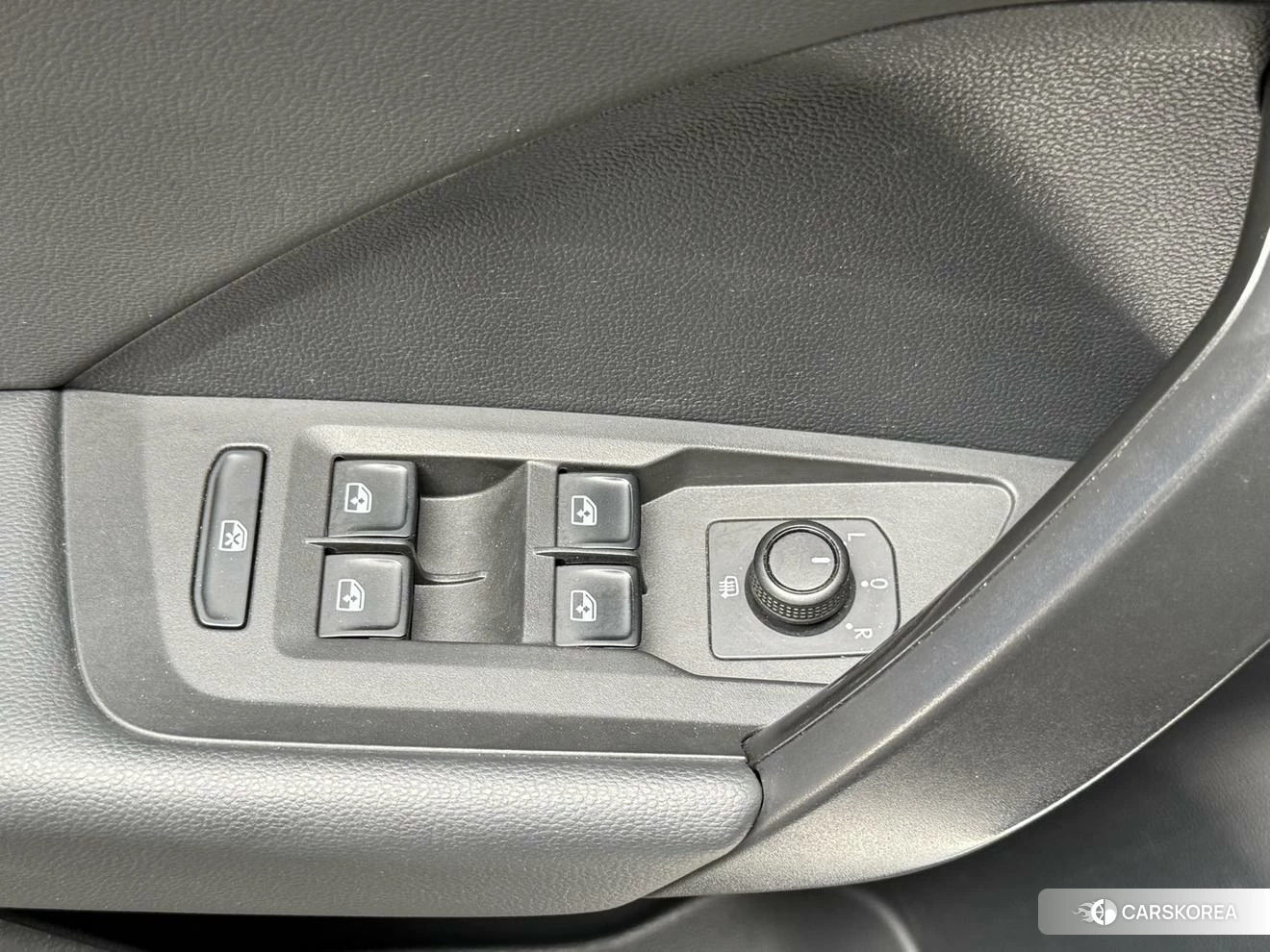 Volkswagen Tuyue id 4487124 из Китая 21