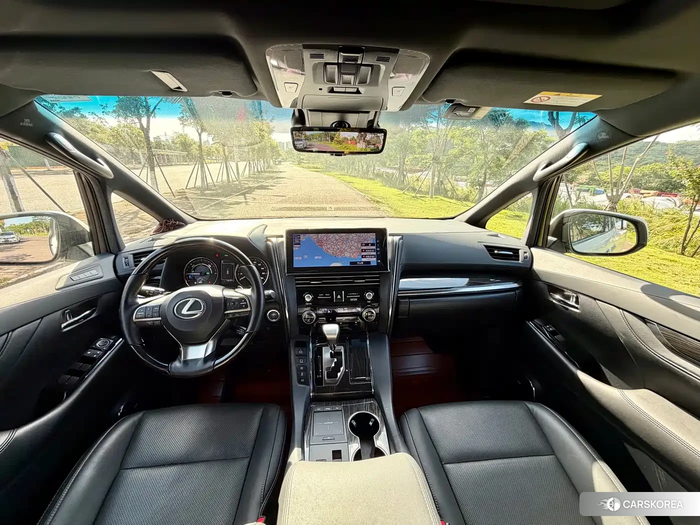 Lexus LM id 4577530 из Китая 8