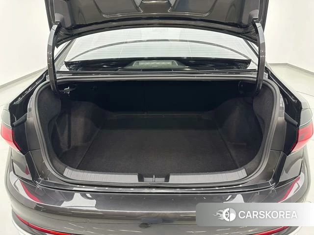 Volkswagen Sagitar id 4307122 из Китая 28