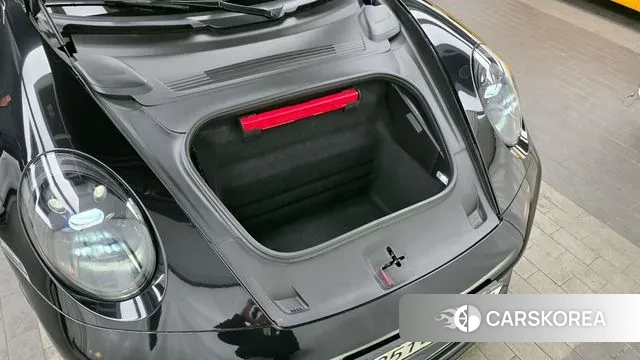 Porsche 911(992) id 3654806 из Кореи 16