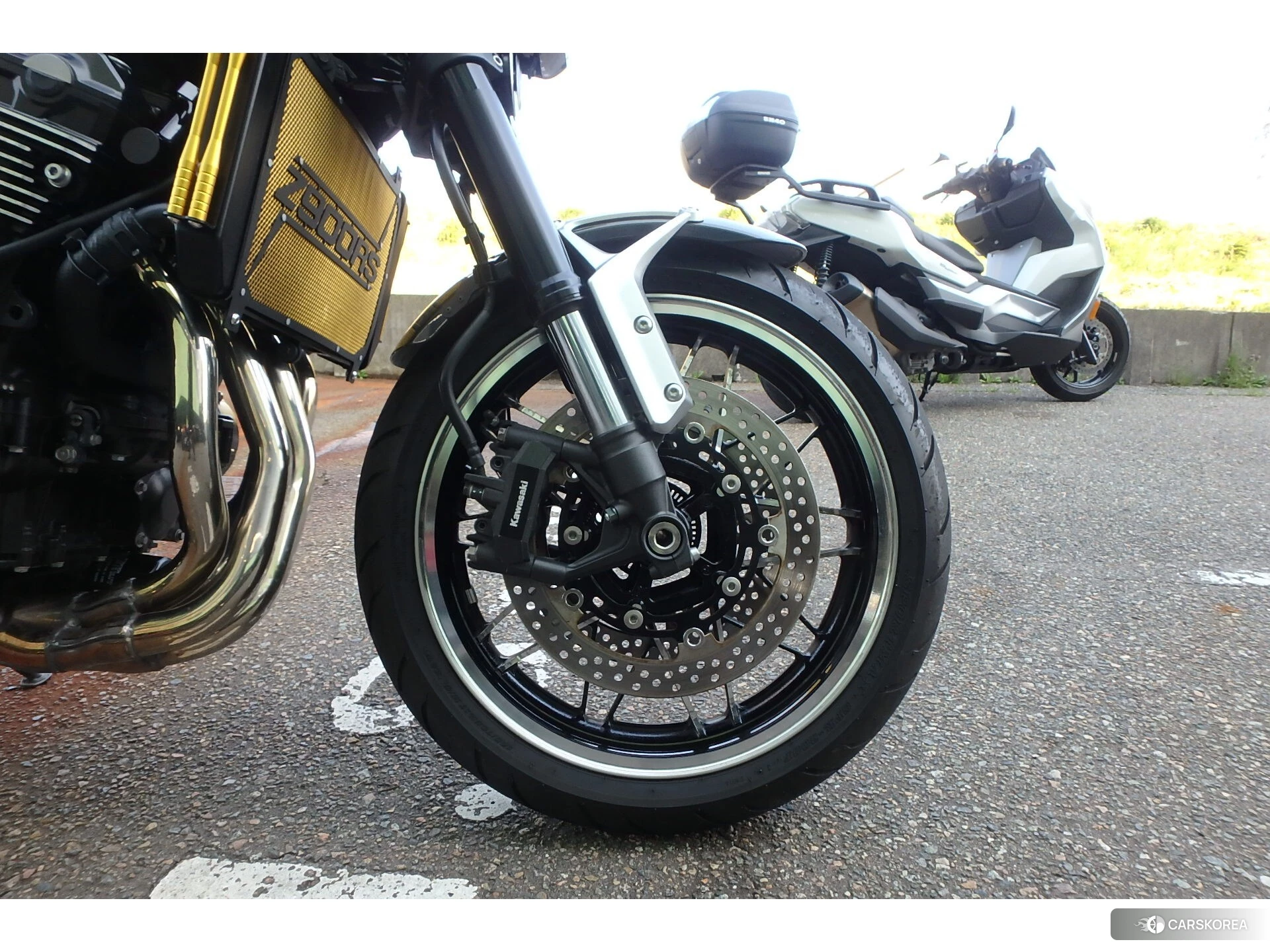 Kawasaki Z900RS id 4237934 из Японии 7
