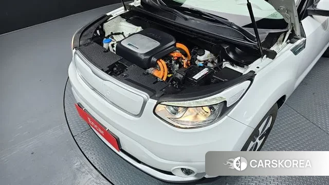 Kia Soul EV id 3698787 из Кореи 16