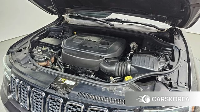 Jeep Grand Cherokee id 3828905 из Кореи 16