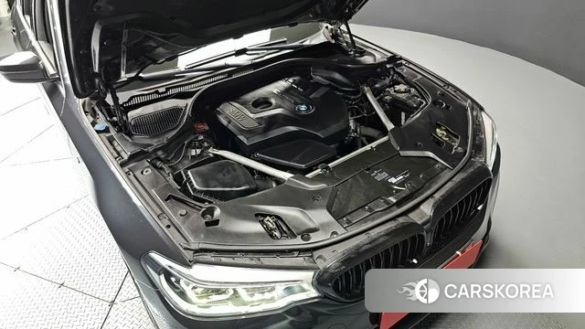 BMW 5 Series (G30) id 3845120 из Кореи 16