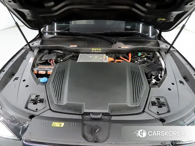 Audi e-Tron id 3367716 из Кореи 16