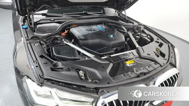 BMW 5 Series (G30) id 3422246 из Кореи 16