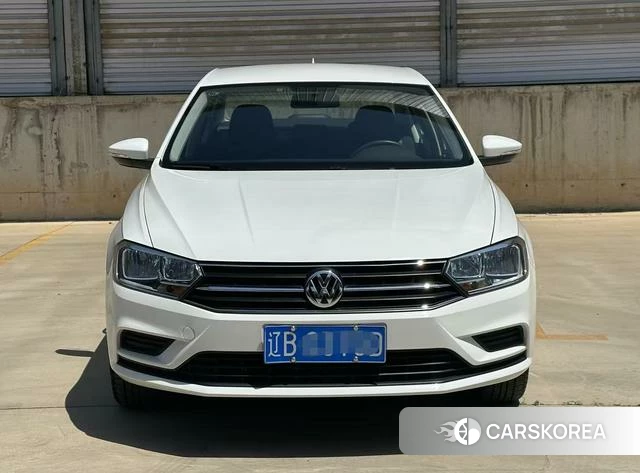 Volkswagen Bora 2022 Белый из Китая, фото 6