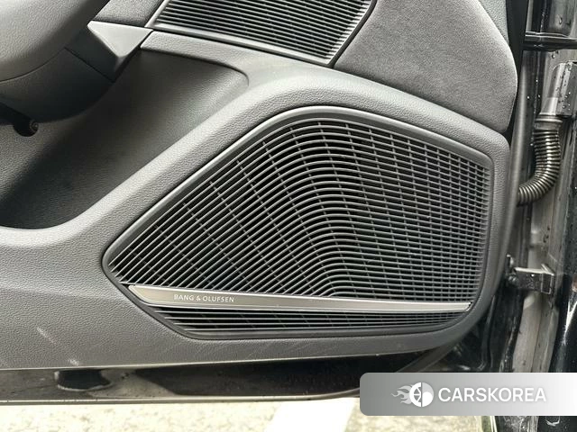 Audi S4 id 3968816 из Китая 13