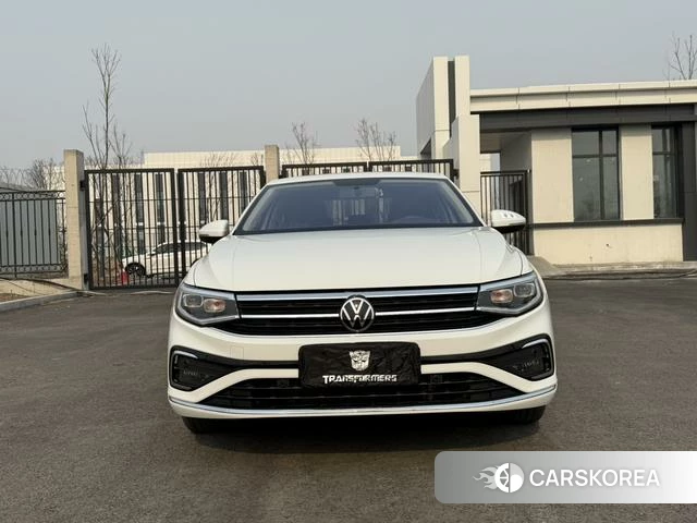 Volkswagen Bora id 4278544 из Китая 11