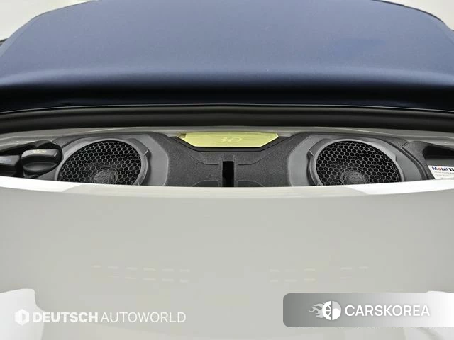 Porsche 911(992) id 4618173 из Кореи 16