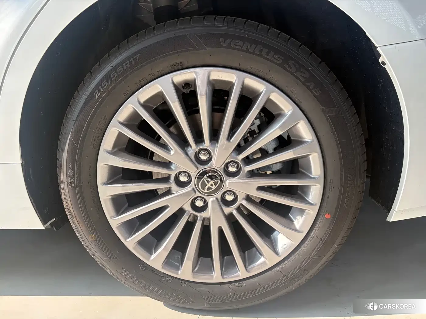 Toyota Camry id 4505088 из Китая 12