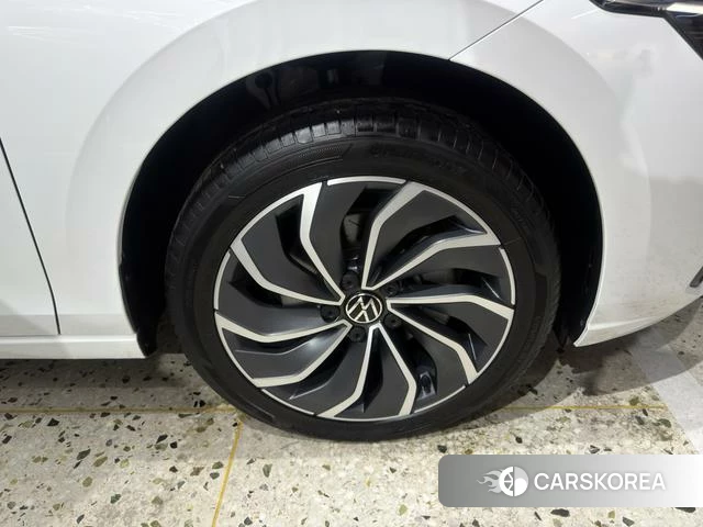 Volkswagen Golf id 4335001 из Китая 25