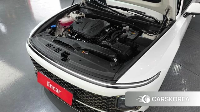 Hyundai Grandeur (GN7) id 3909762 из Кореи 16