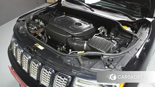 Jeep Grand Cherokee id 3942480 из Кореи 16