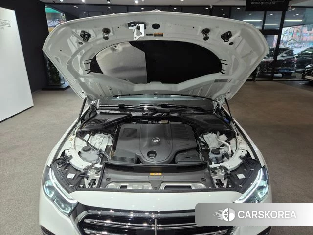 Mercedes-Benz E-Class W214 id 3890911 из Кореи 16