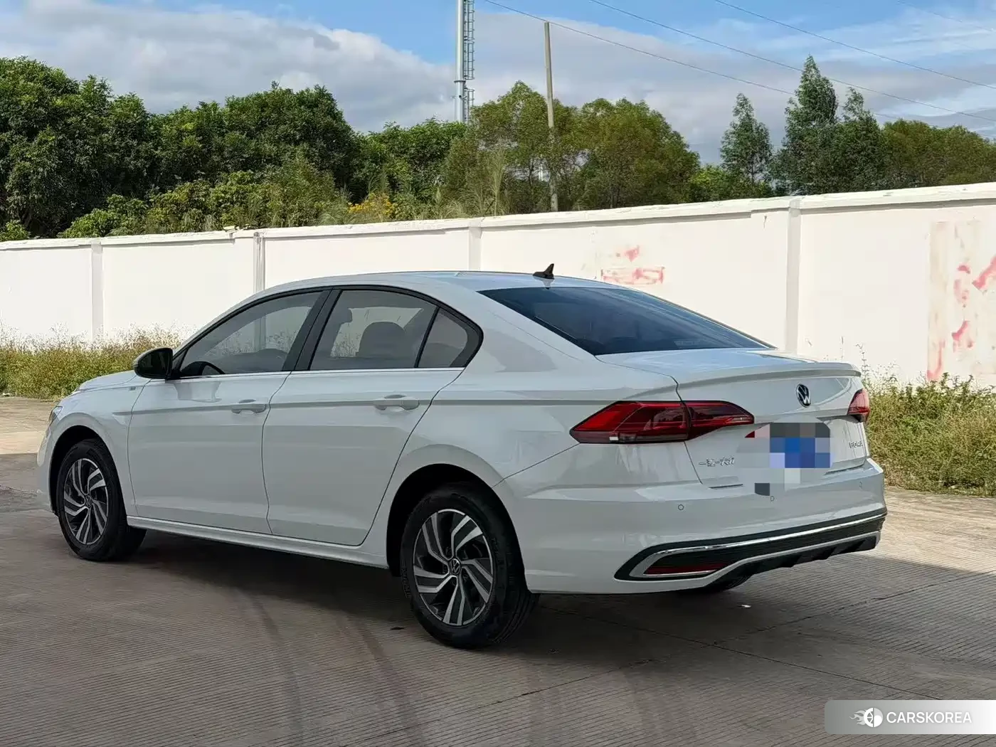 Volkswagen Bora 2022 Белый из Китая, фото 6
