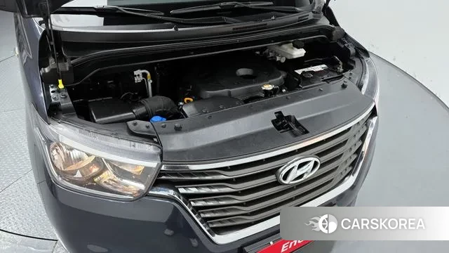 Hyundai The New Grand Starex id 3198796 из Кореи 16