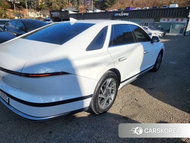 Hyundai Grandeur (GN7) id 3610492 из Кореи 16