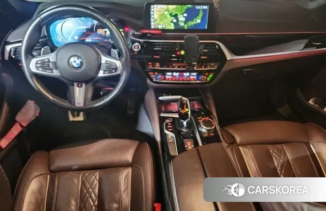 BMW 5 Series (G30) 2018 Черный из Кореи, фото 6