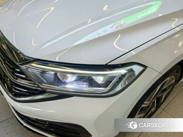 Volkswagen Sagitar id 4213719 из Китая 12