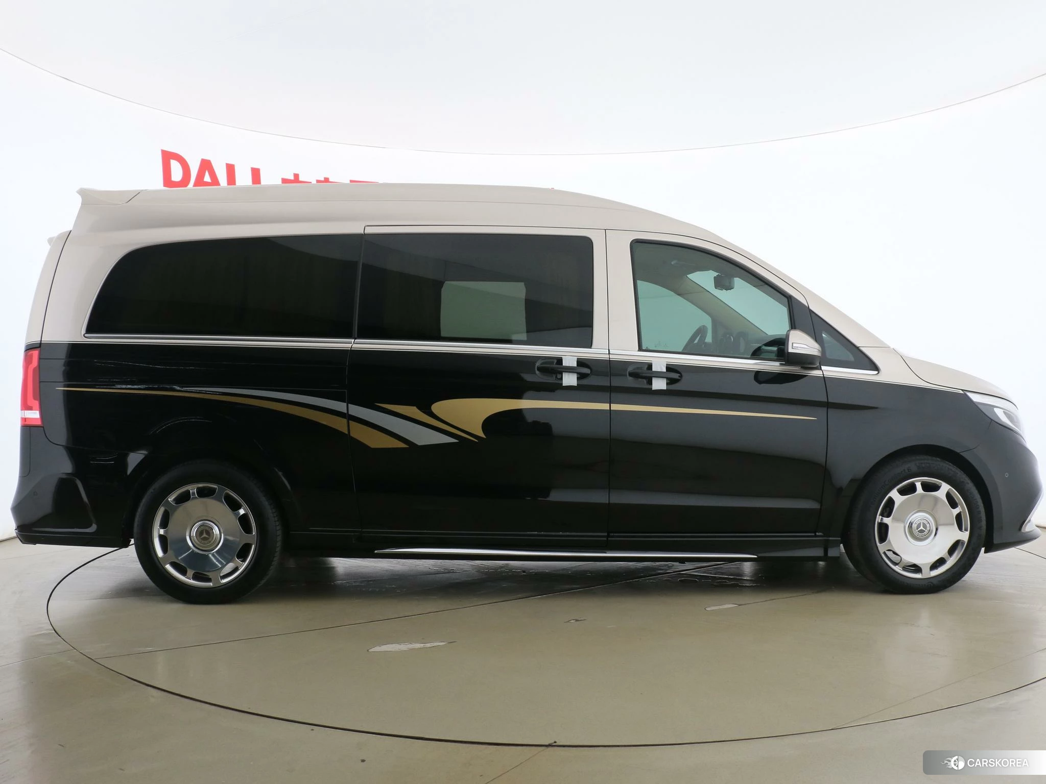 Mercedes-Benz V-class id 4504945 из Китая 11