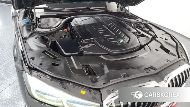 BMW 7 Series (G11) id 3396351 из Кореи 16