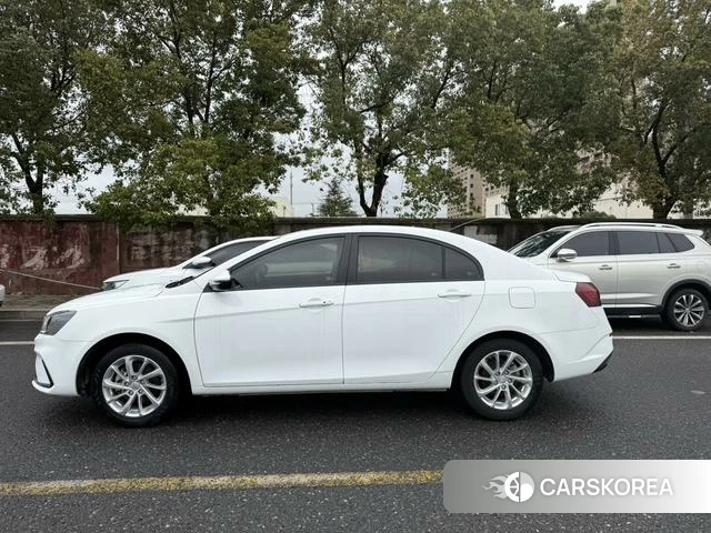 Geely Automobile Emgrand 2021 Белый из Китая, фото 6