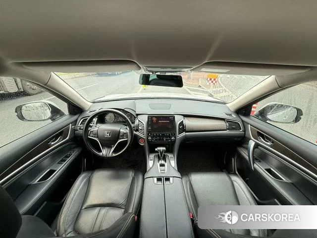 Honda Crown Road 2022 Белый из Китая, фото 6