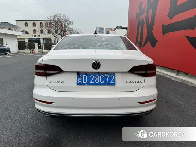 Volkswagen Lavida 2022 Белый из Китая, фото 6