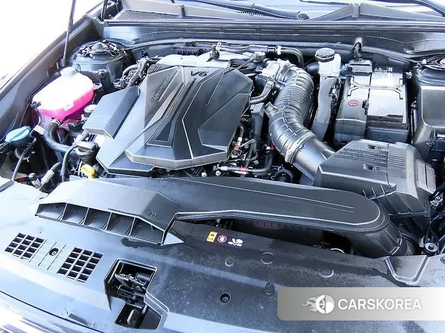 Hyundai Grandeur (GN7) id 3528311 из Кореи 10