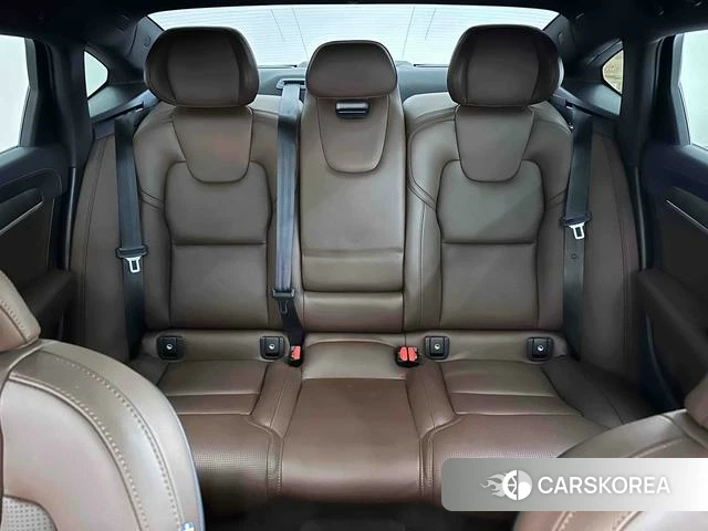 Volvo S90 PHEV 2024 Черный из Китая, фото 6