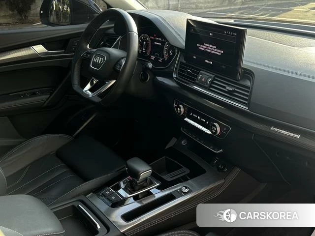 Audi Q5L id 4213197 из Китая 36