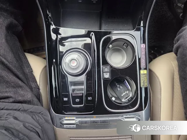 Kia Carnival 4th generation id 3550951 из Кореи 16