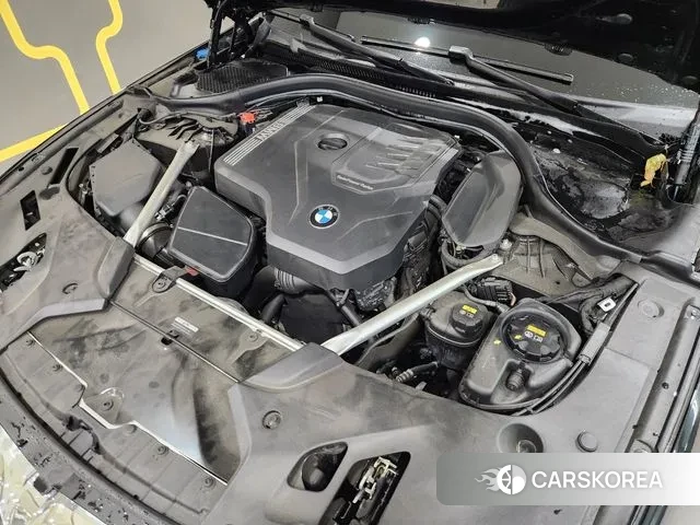 BMW 5 Series (G30) id 3342154 из Кореи 13