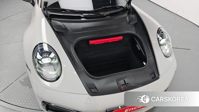 Porsche 911(992) id 4667234 из Кореи 31