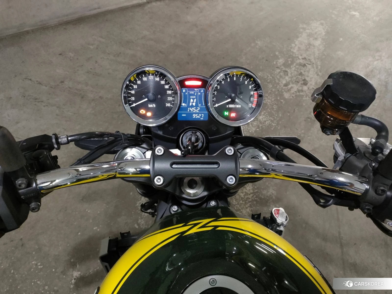 Kawasaki Z900RS id 3949256 из Японии 6