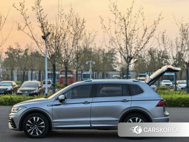 Volkswagen Tiguan L id 4299655 из Китая 11