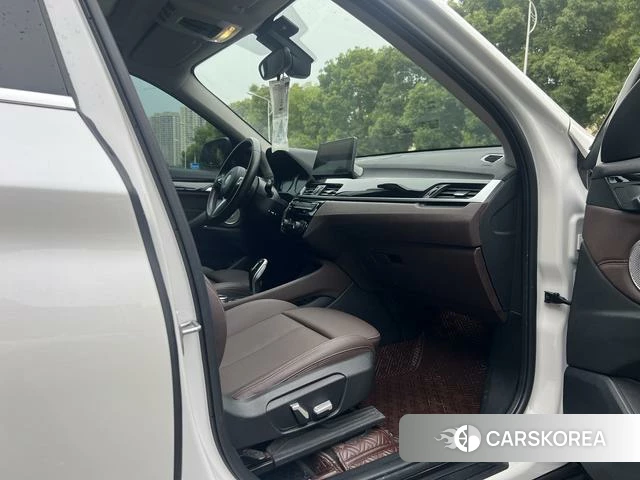 BMW X1 id 4256110 из Китая 20