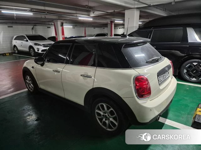 Mini Cooper 2020 Жемчужный цвет из Кореи, фото 6