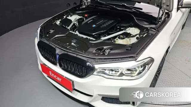 BMW 5 Series (G30) id 3627315 из Кореи 16