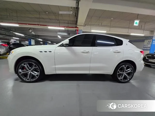 Maserati Levante id 3283754 из Кореи 16